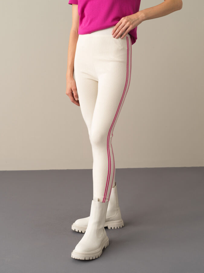 Ekru Esnek Dokulu Yüksek Bel Slim Fit Triko Tayt - Xint