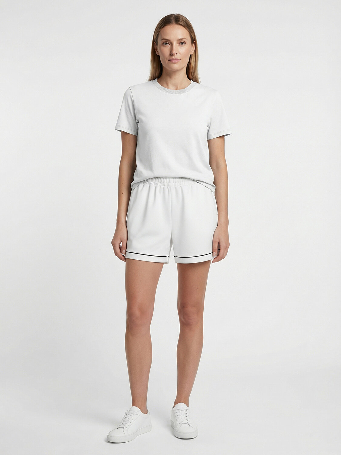 Beyaz Pamuk Dokulu Regular Fit Tişört (1)