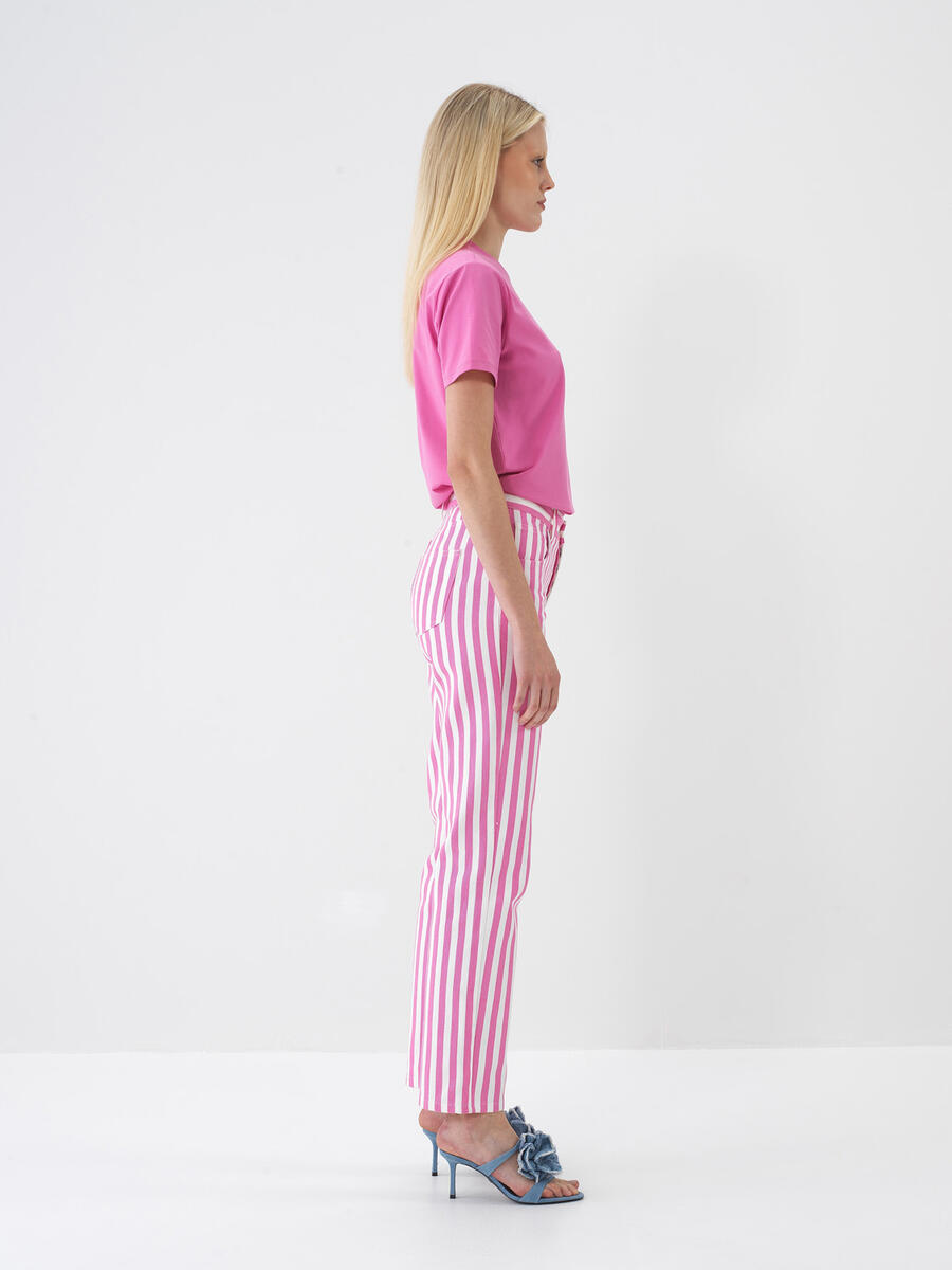 Pembe Pamuk Dokulu Regular Fit Tişört - 4