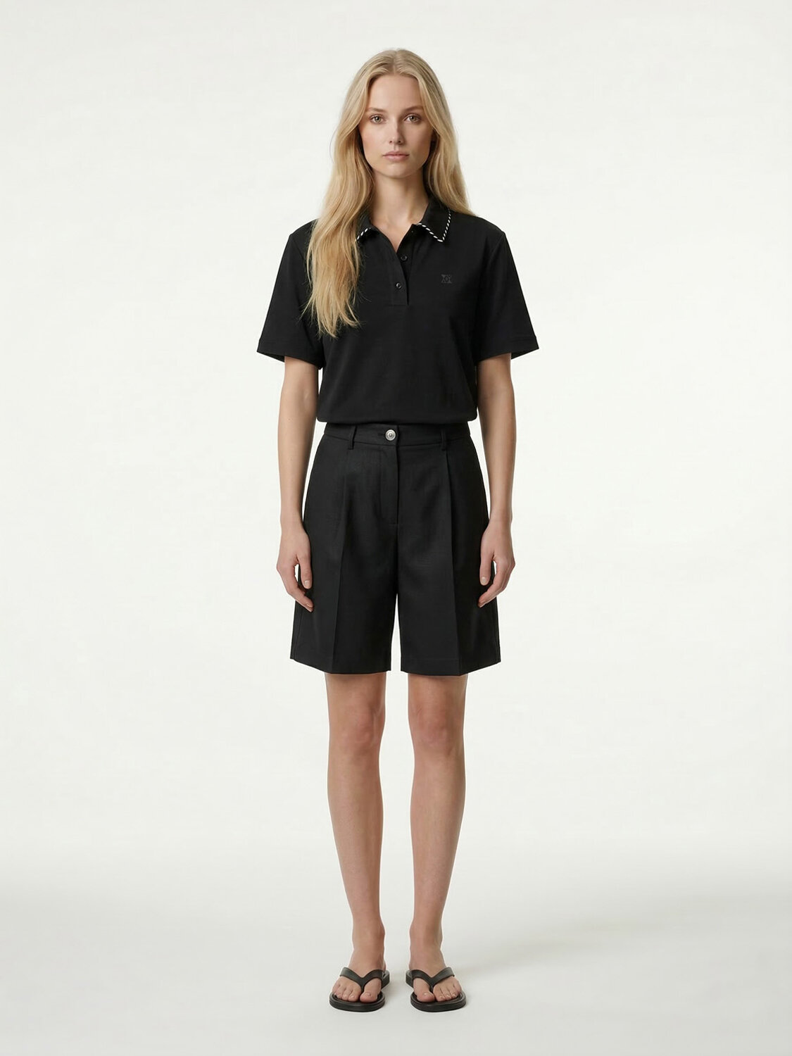 Siyah Doğal Akışlı Oversize Tişört (1)