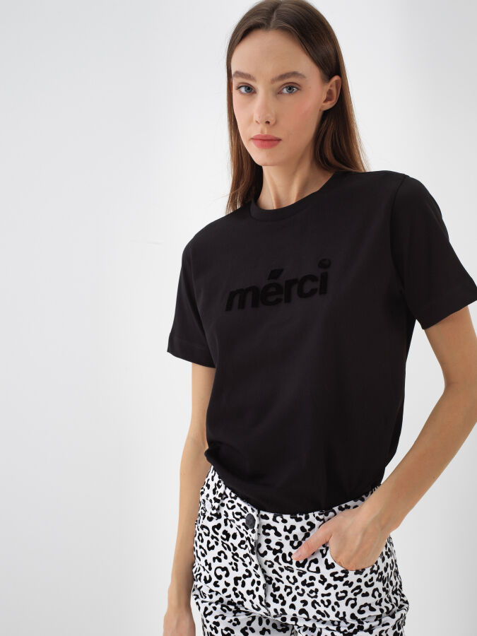 Siyah Pamuk Dokulu Regular Fit Tişört - Xint