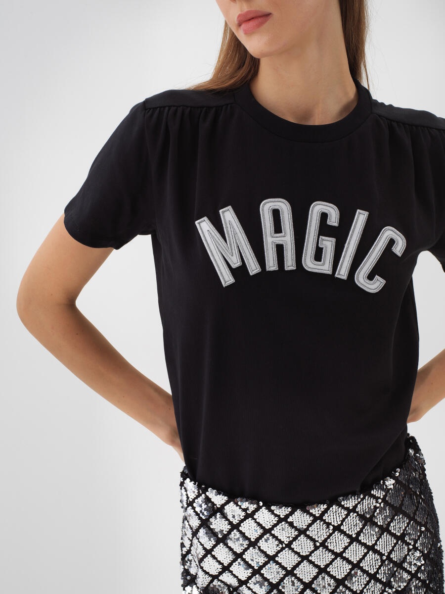 Siyah Pamuk Dokulu Regular Fit Tişört