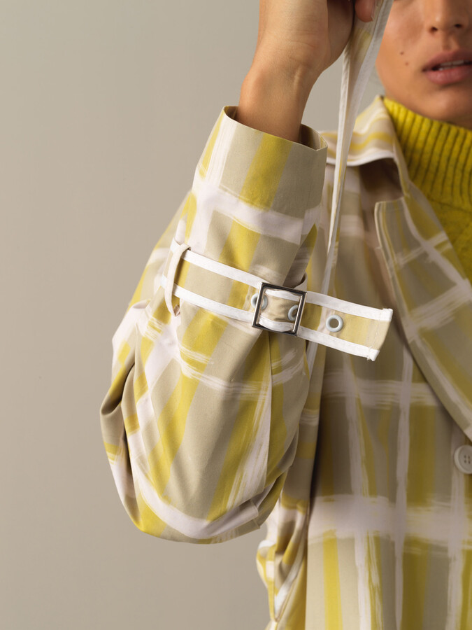 Sarı Formunu Koruyan Regular Fit Desenli Trençkot - Xint