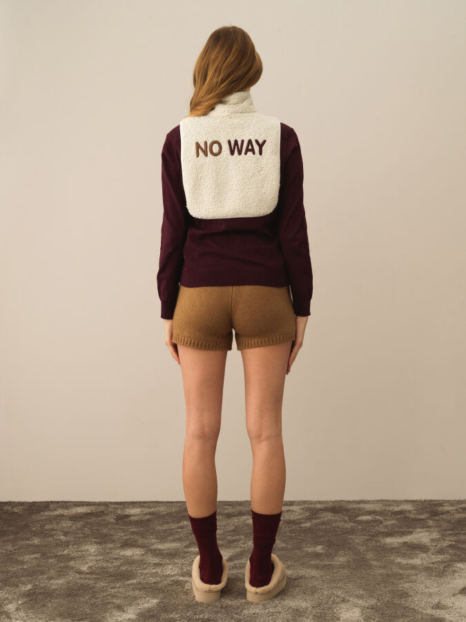 Ekru Formunu Koruyan Regular Fit Yakalık - Xint