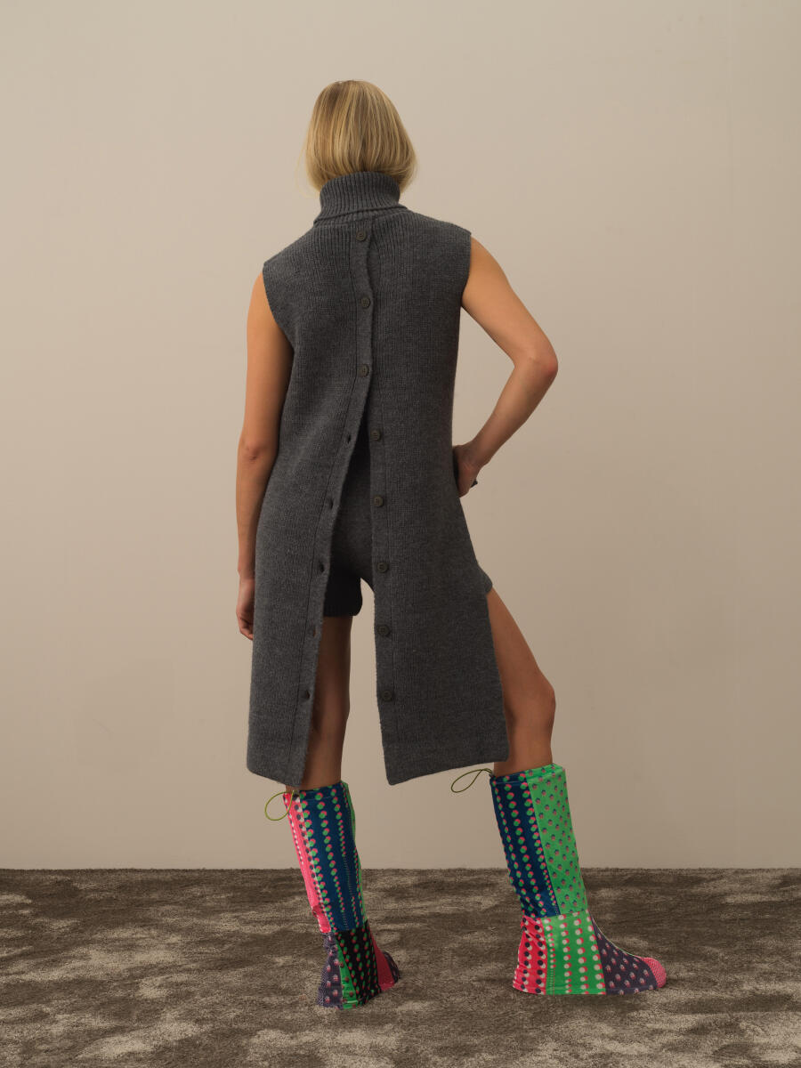 Koyu Gri Doğal Yün Dokulu Regular Fit Yelek - 2