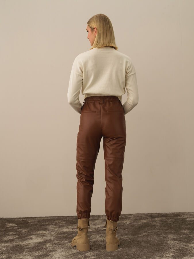 Leather-Look Regular Fit Pants - Xint