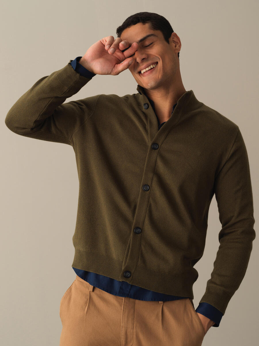 100% Cotton Regular Fit Buttoned Basic Cardigan