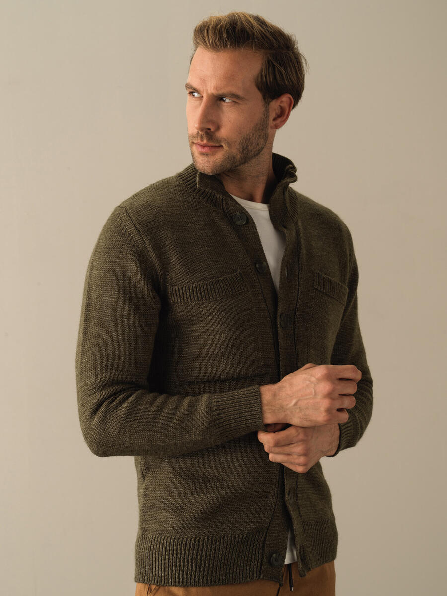 Regular Fit Buttoned Pocketed Cardigan