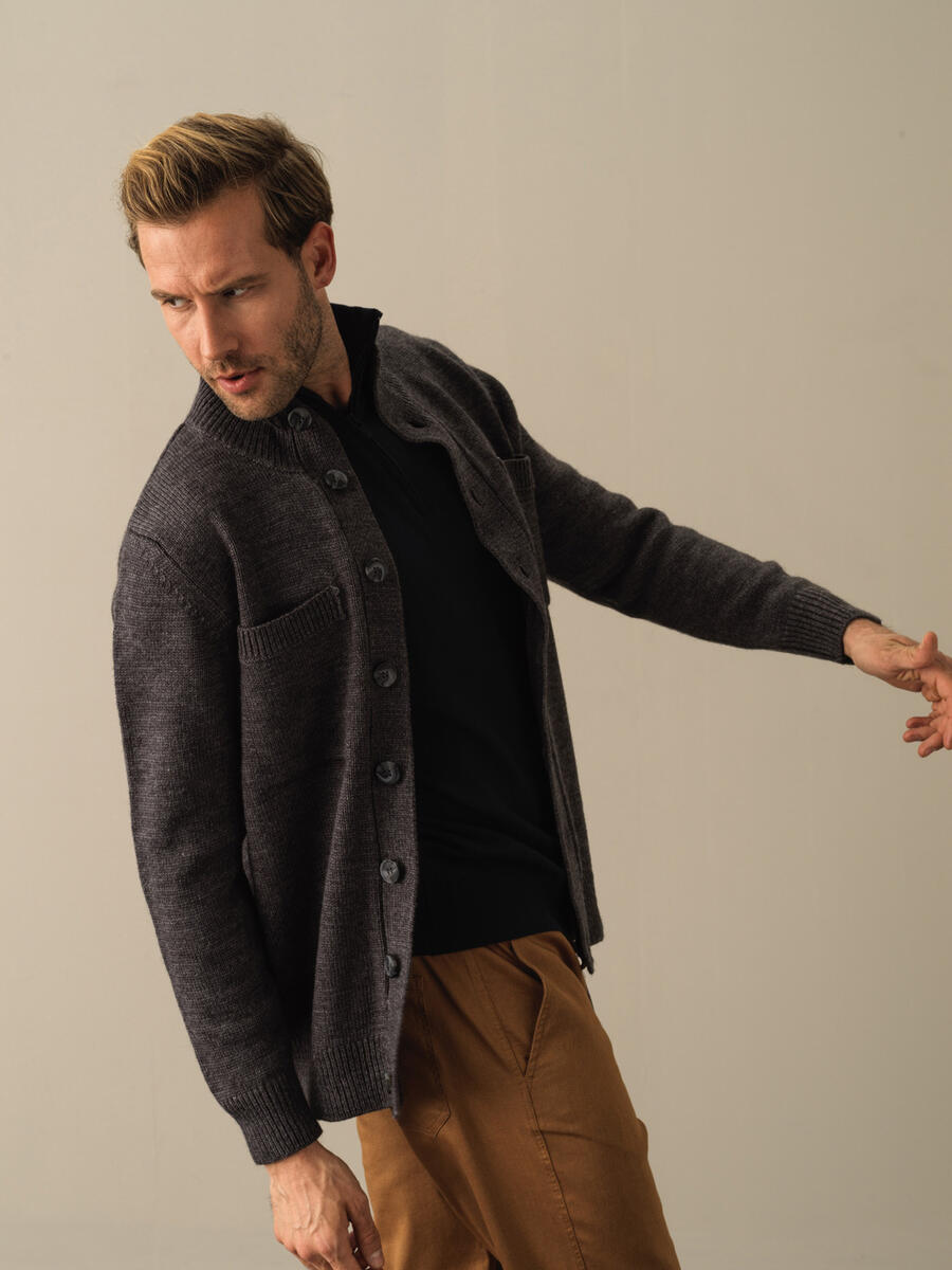 Regular Fit Buttoned Pocketed Cardigan