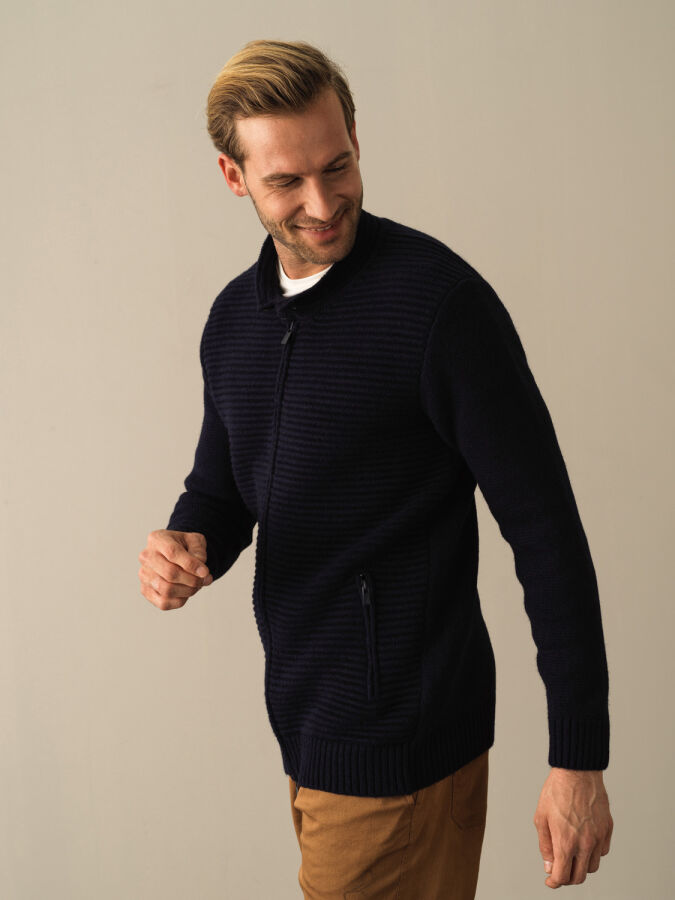 Button Detailed Regular Fit Zip-Up Cardigan - Xint