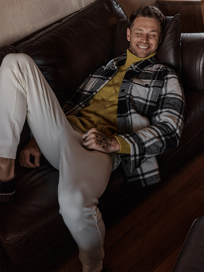 High Neck Regular Fit Wool Vest - Xint