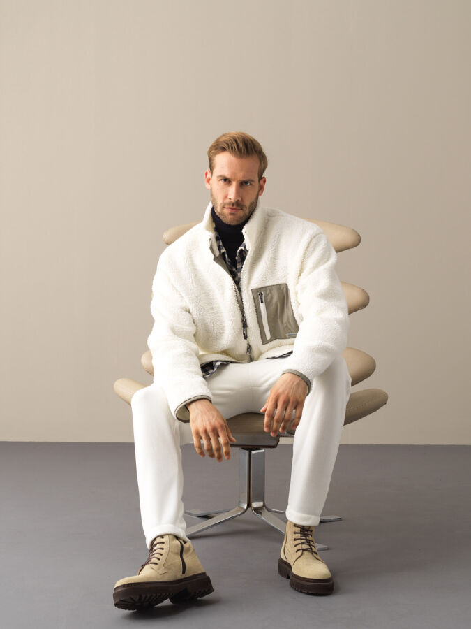 Stand Collar Oversized Pocket Detail Sheep Jacket - Xint