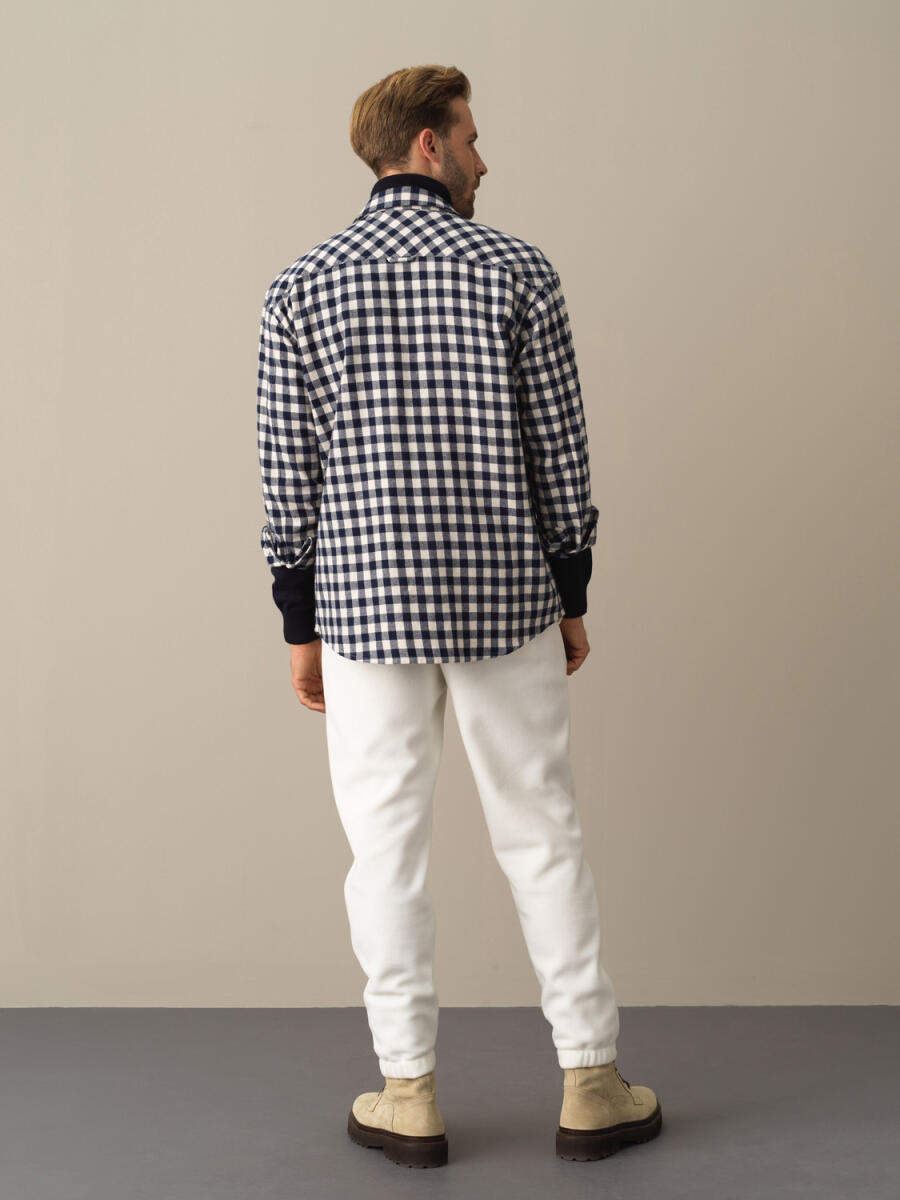 High Neck Regular Fit Quilted Vest - 4