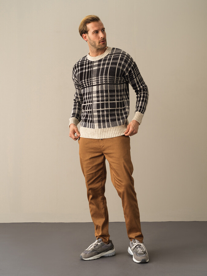 Crew Neck Oversized Checked Sweater - Xint