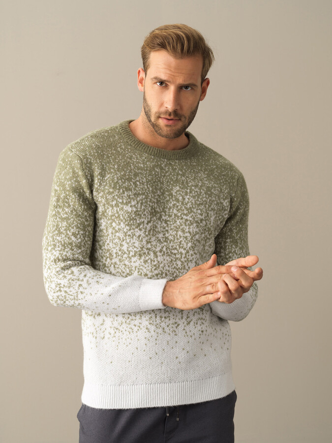Crew Neck Regular Fit Color Transition Sweater - Xint