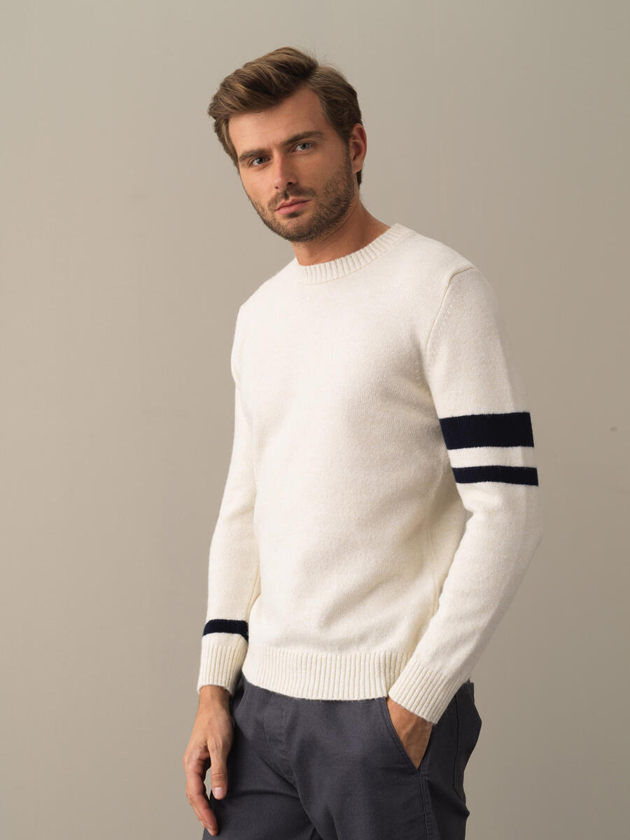 Crew Neck Regular Fit Striped Detail Sweater - 3