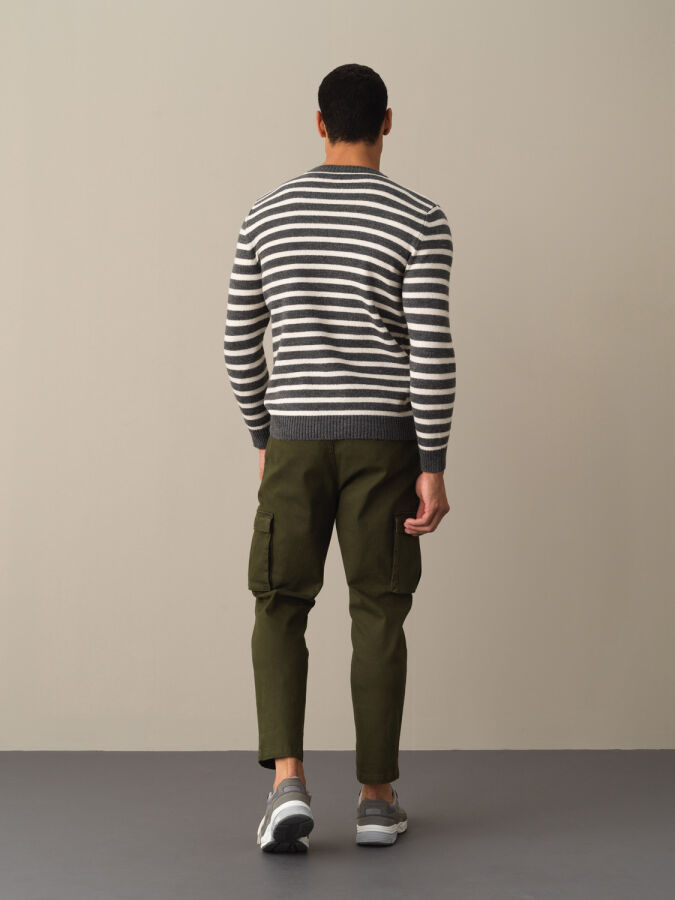 Crew Neck Regular Fit Striped Sweater - Xint