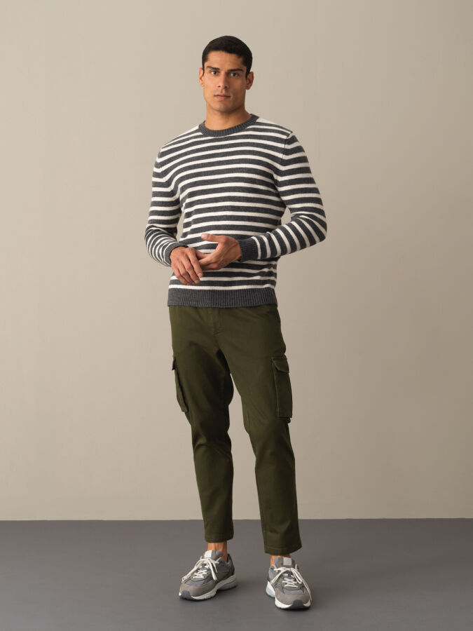 Crew Neck Regular Fit Striped Sweater - Xint