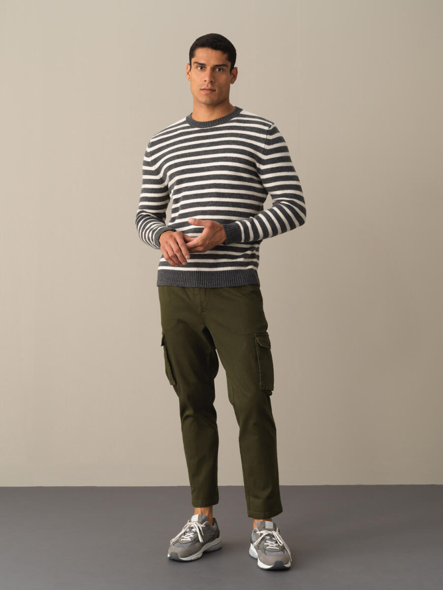 Crew Neck Regular Fit Striped Sweater - 2