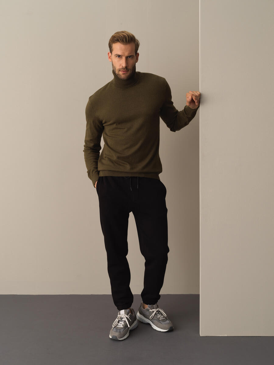 Fisherman Neck Cotton Regular Fit Basic Sweater - 2