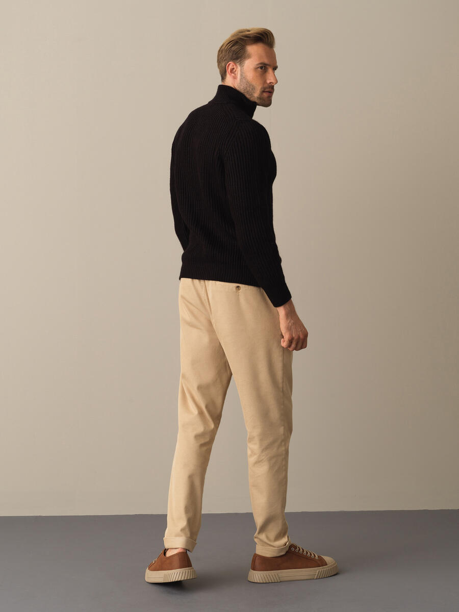 High Neck Regular Fit Half Zip Sweater - 5