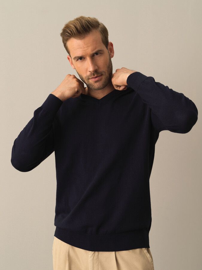 V-Neck Cotton Regular Fit Basic Sweater - Xint