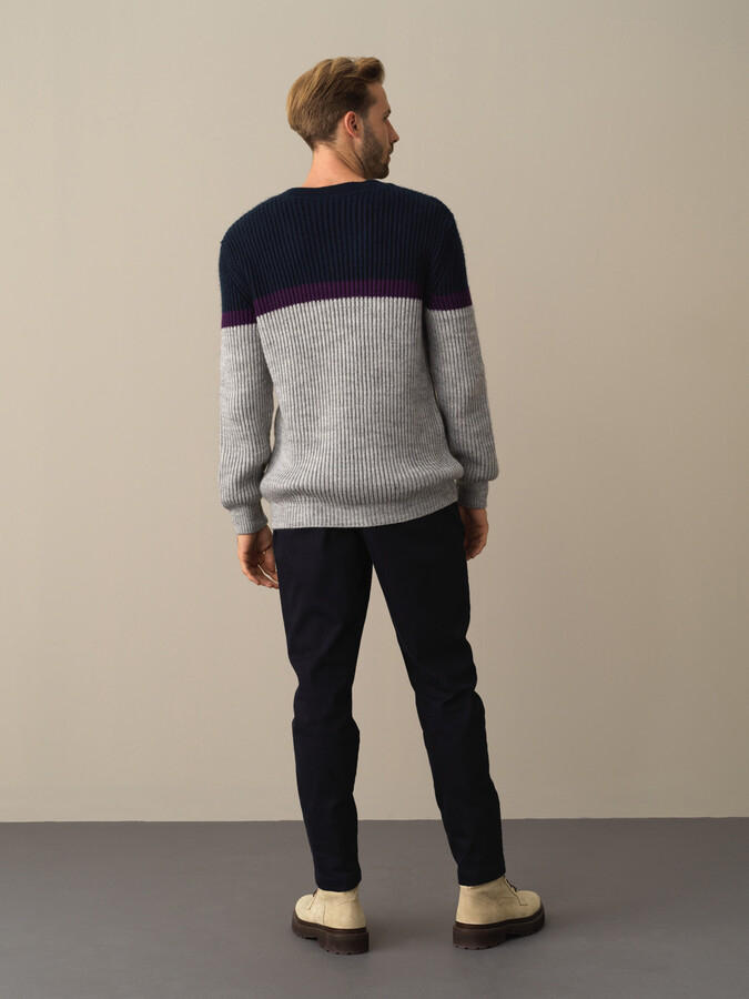 V-Neck Regular Fit Striped Detail Sweater - Xint