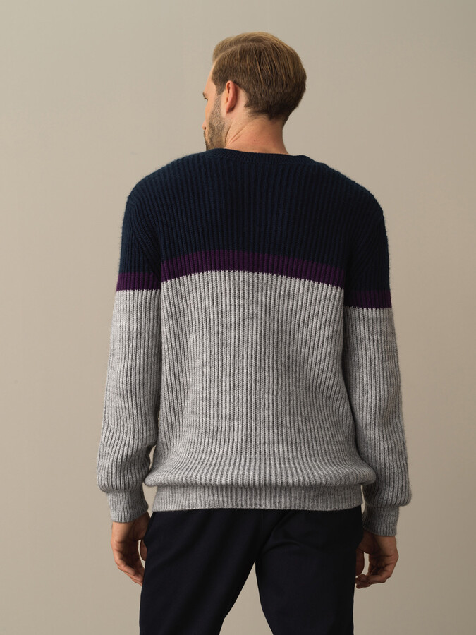 V-Neck Regular Fit Striped Detail Sweater - Xint