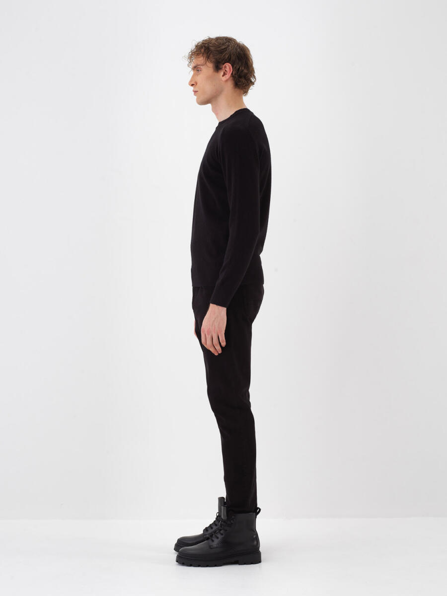 Wool Crew Neck Basic Sweater - 3