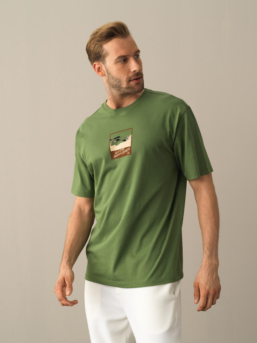 High Waist Regular Fit Pocketed Shorts