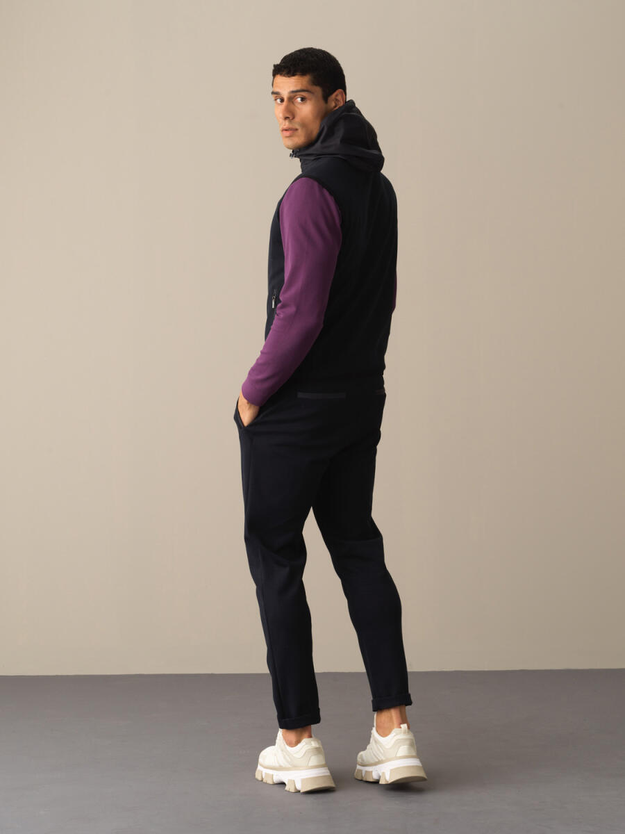 Hooded Cotton Regular Fit Vest - 3