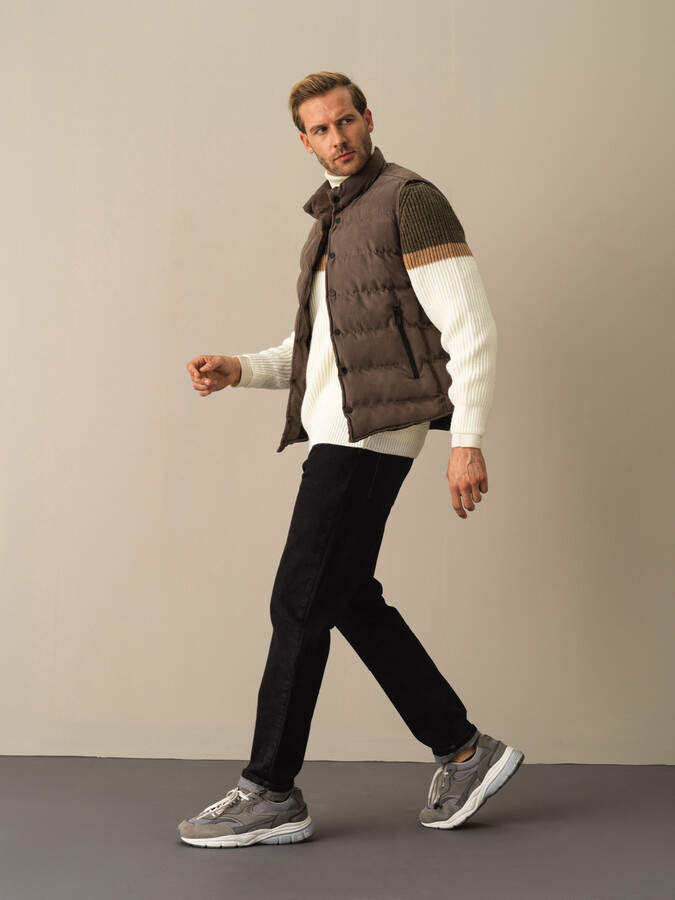 Regular Fit Suede-Look Puffer Vest - Xint