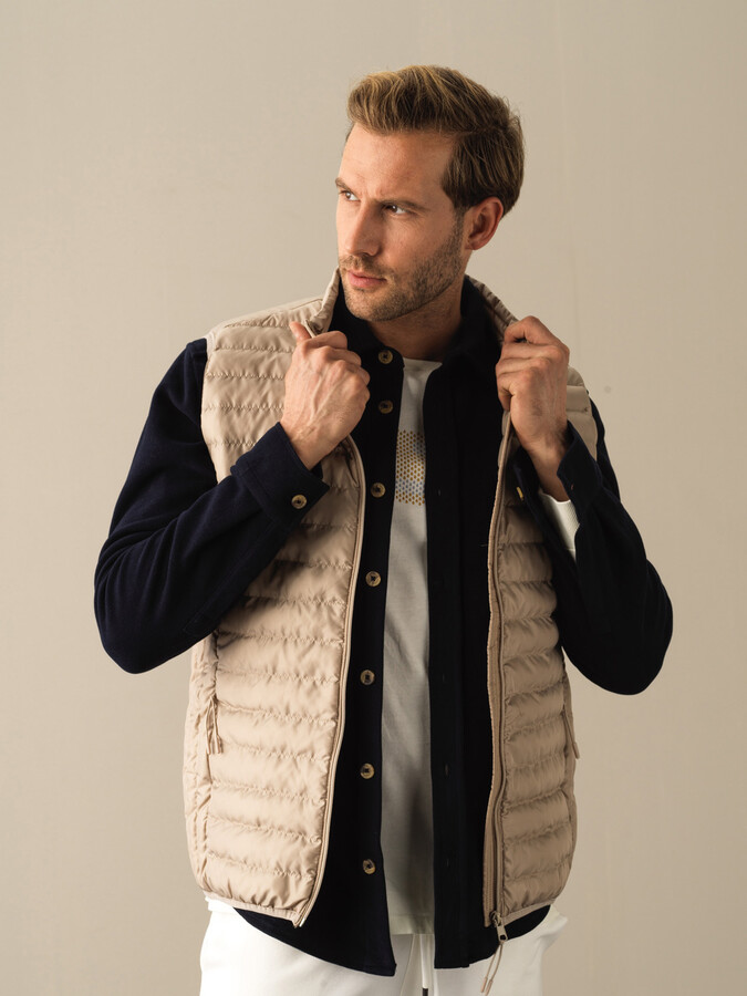 Stand Collar Regular Fit Puffer Vest - Xint