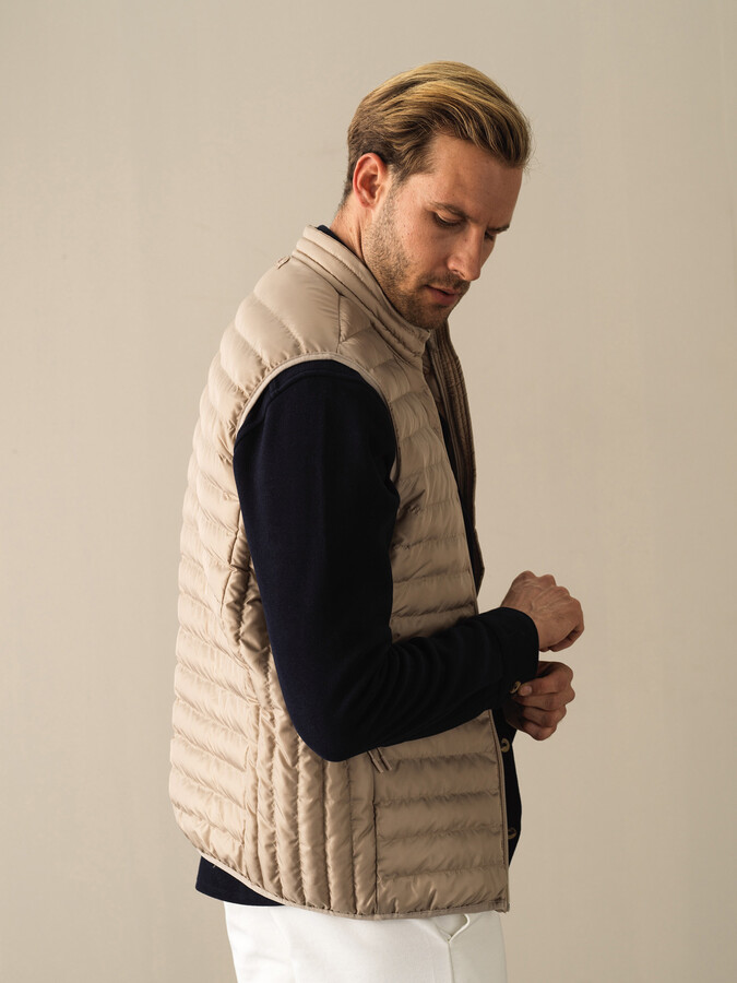 Stand Collar Regular Fit Puffer Vest - Xint
