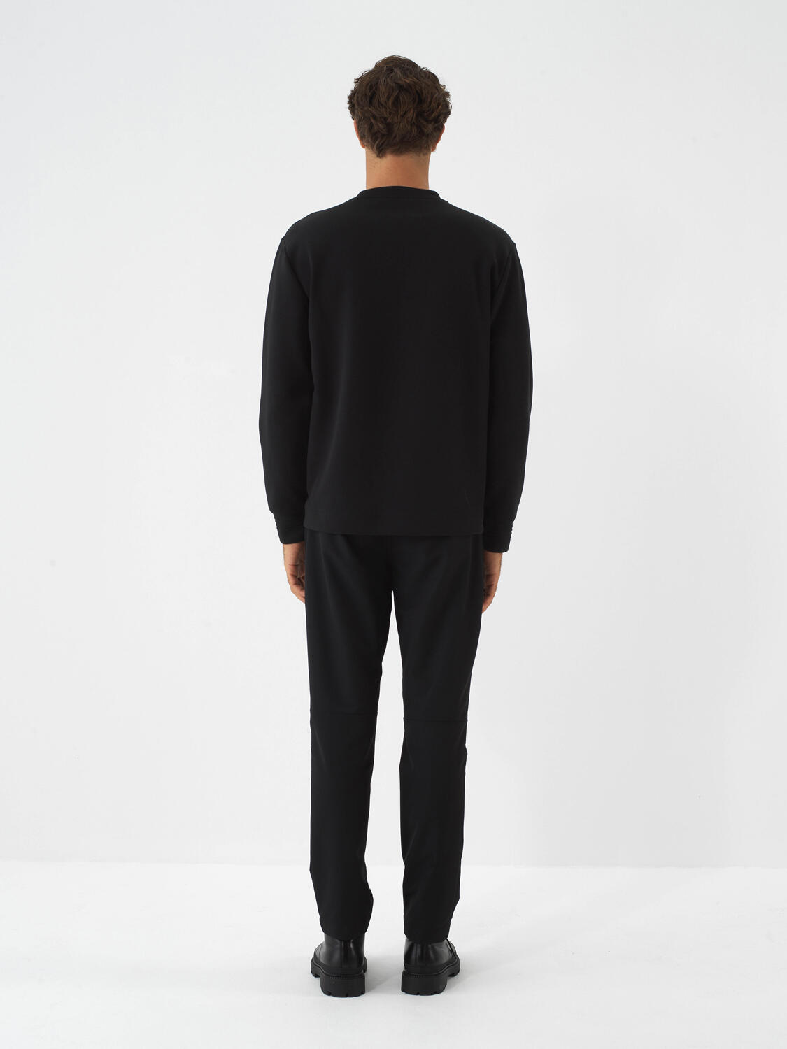 Black Flexible Textured Regular Fit Jogger Pants - 5