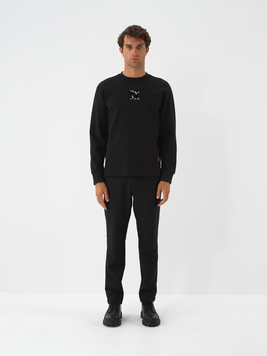 Black Flexible Textured Regular Fit Jogger Pants - Xint