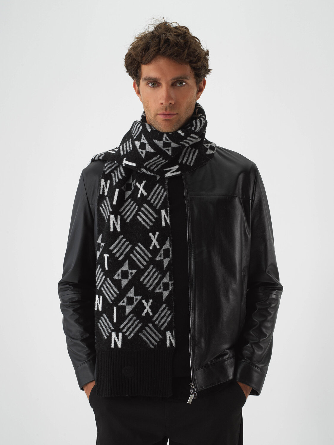 Black Natural Wool Textured Standard Fit Scarf - Xint