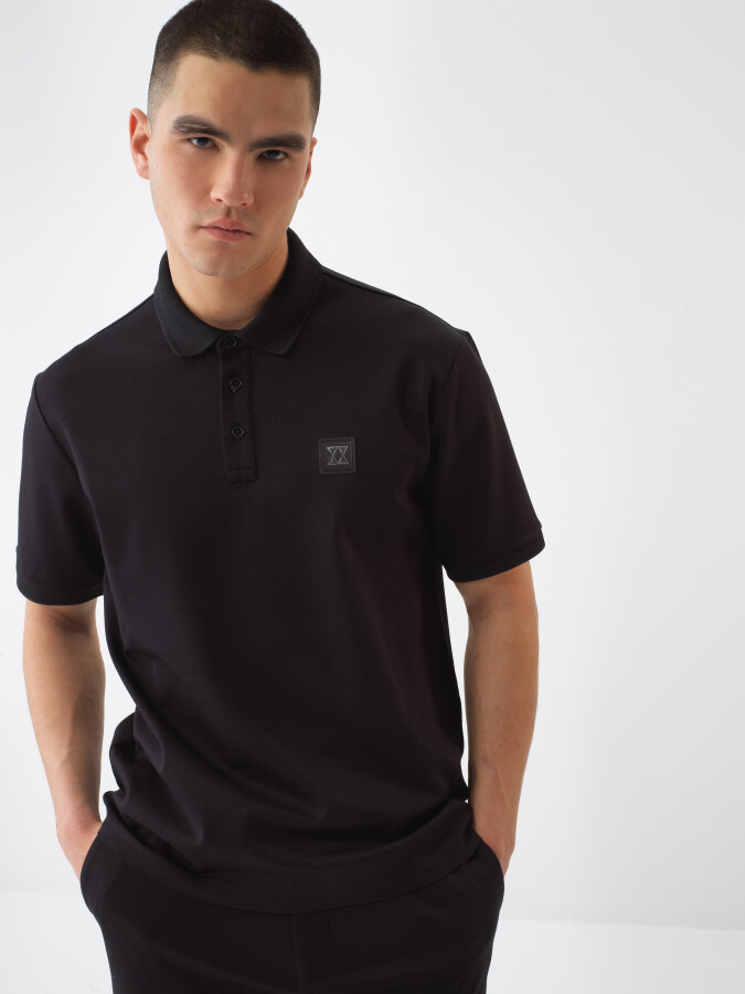 Black Regular Fit T-Shirt