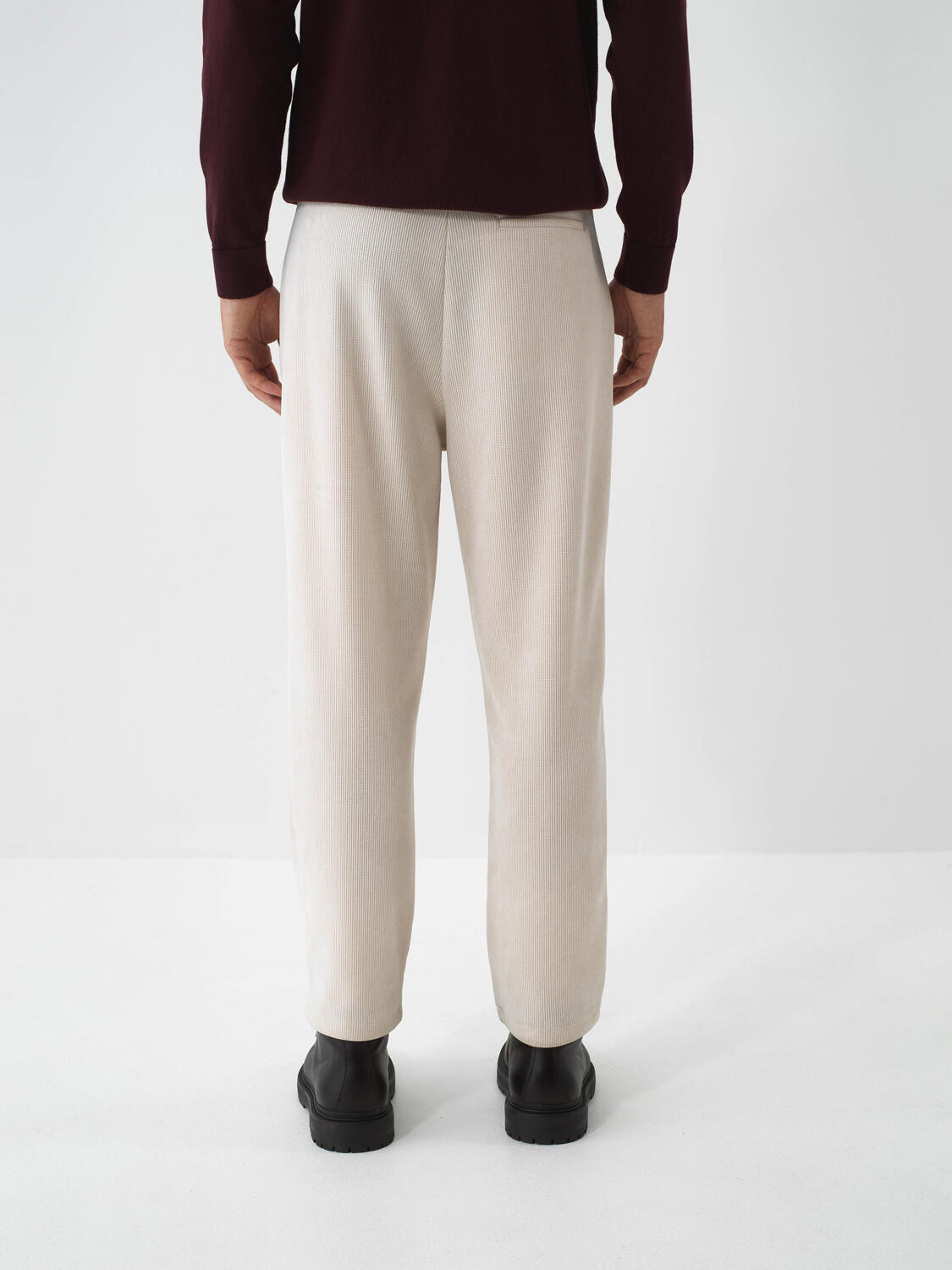 Beige Luxury Textured Soft Velvet Slim Fit Sweat Trousers - 5