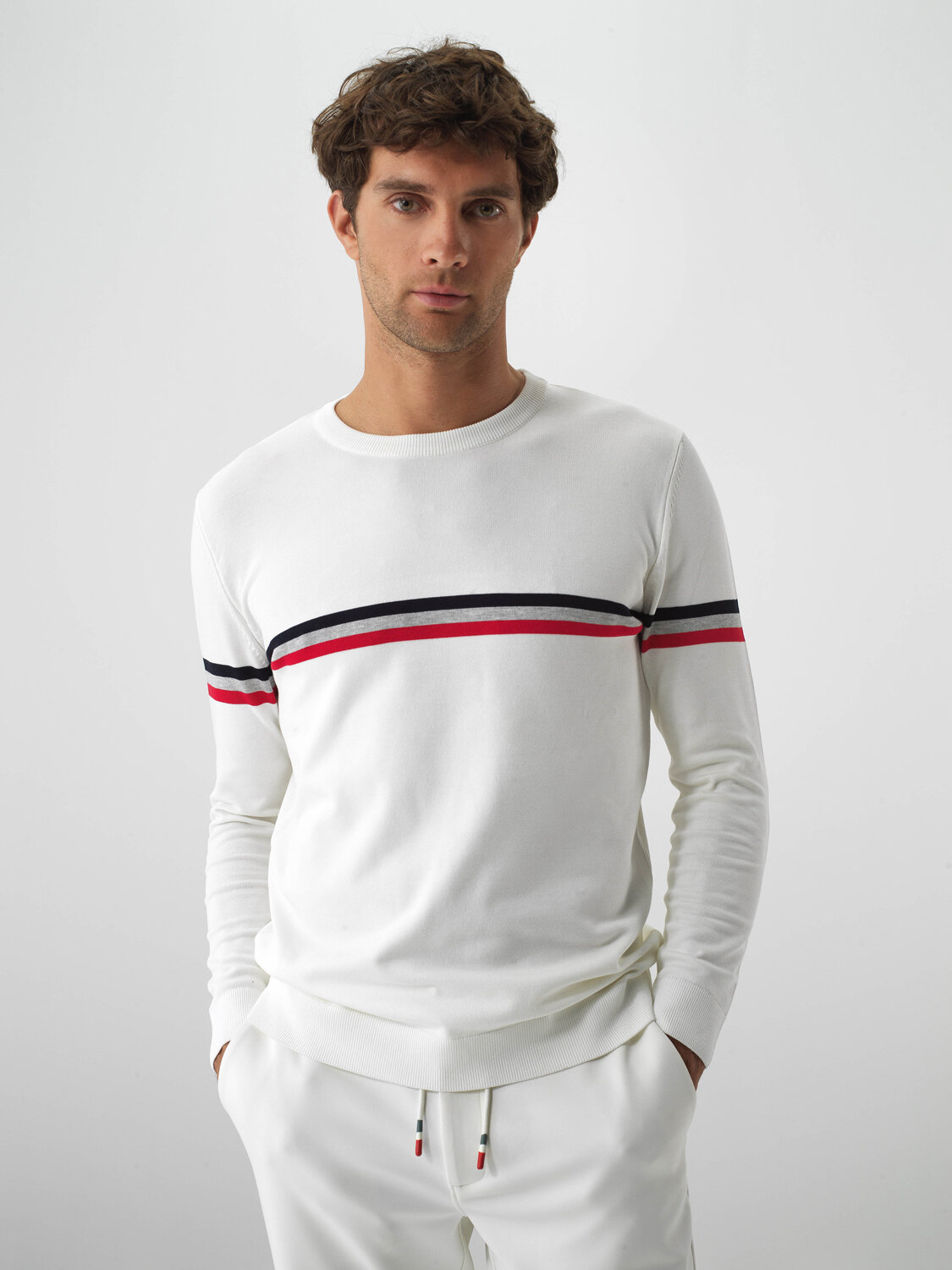 Ecru Regular Fit Sweater That Maintains Its Shape - Xint