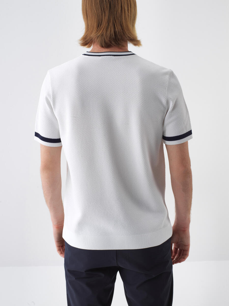 White Regular Fit Sweater - 5