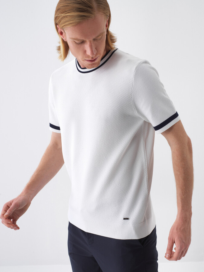 White Regular Fit Sweater - 1