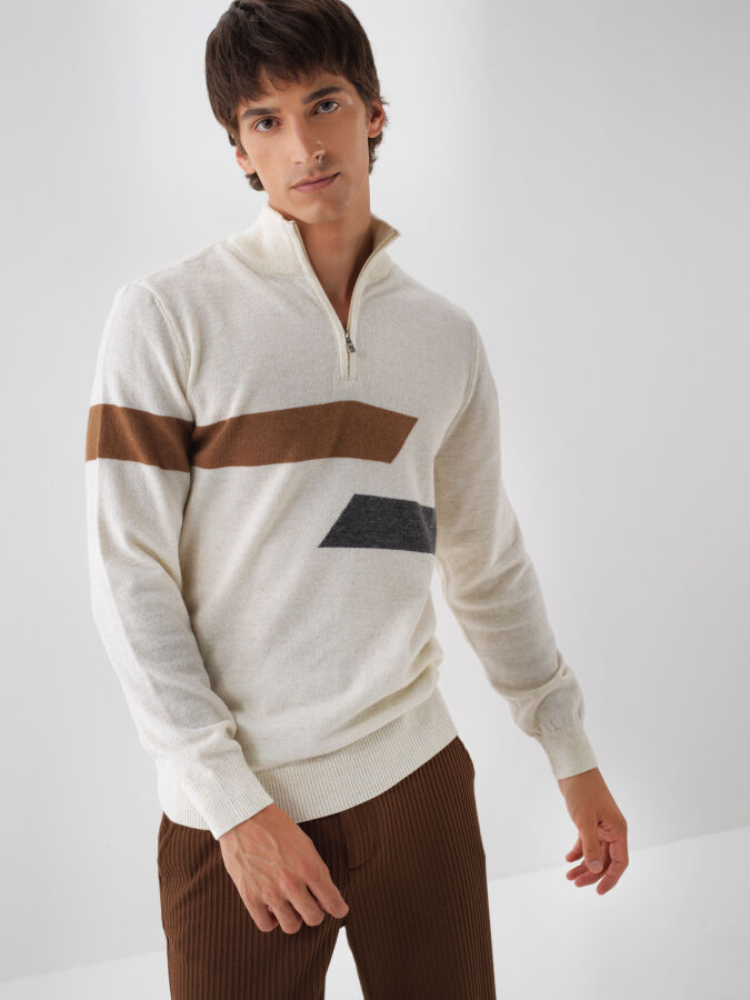 Wool Patterned Sweater - Xint