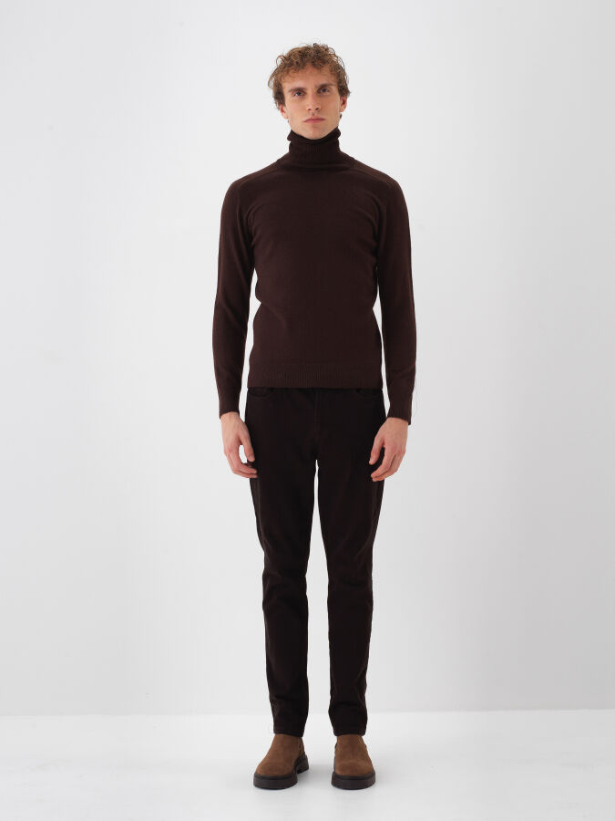 Wool Turtleneck Basic Sweater - 1