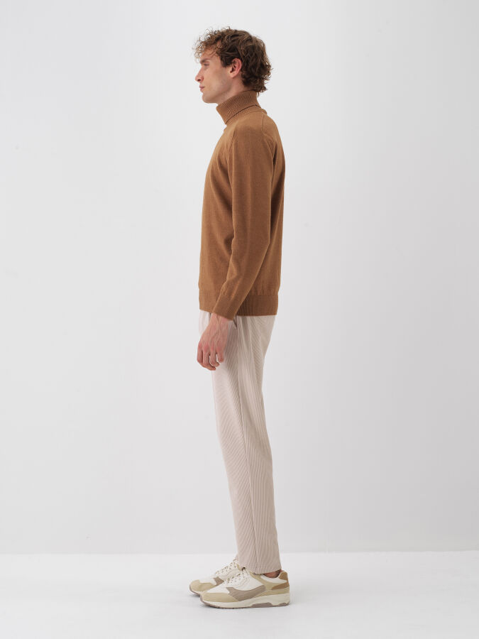Wool Turtleneck Basic Sweater - Xint