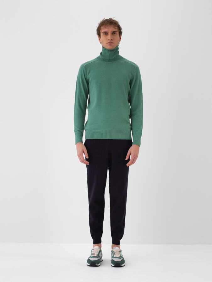 Wool Turtleneck Basic Sweater - 1