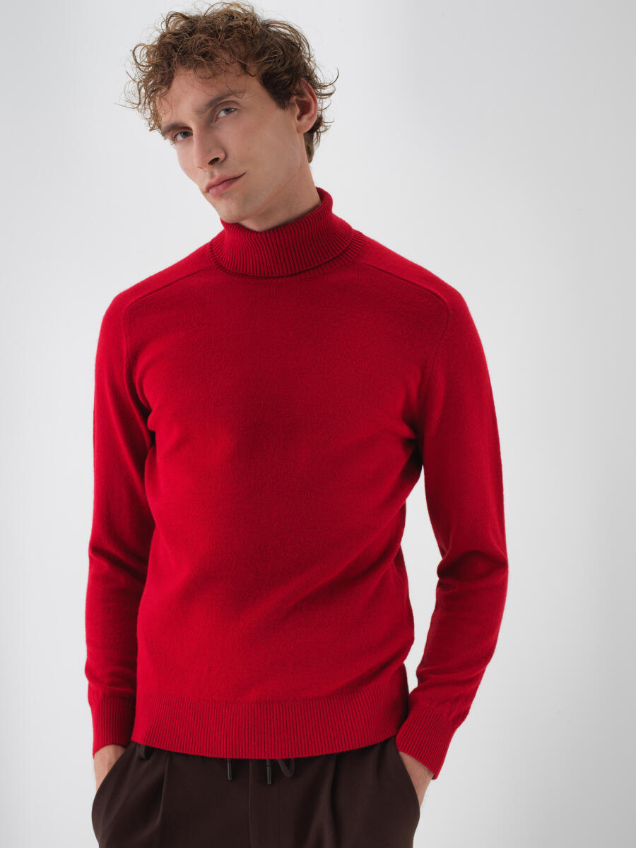 Wool Turtleneck Basic Sweater - 1