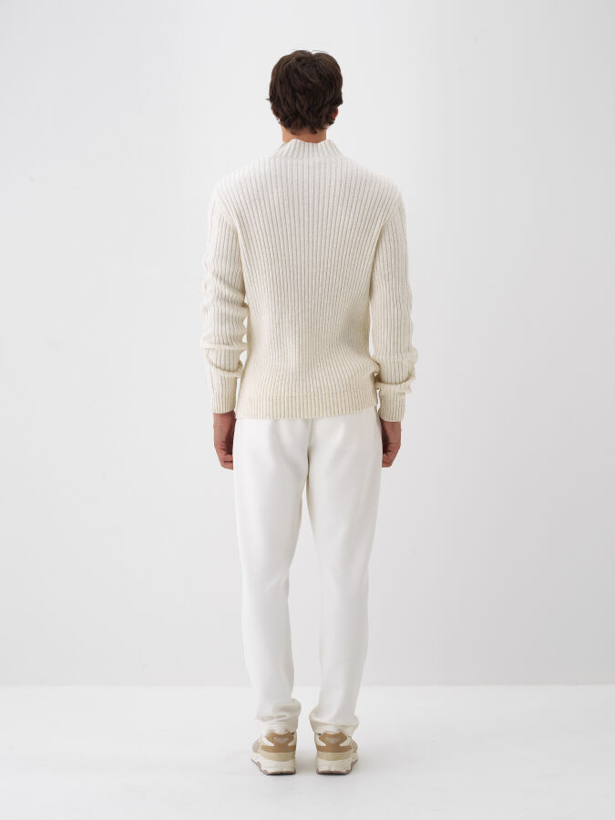 Wool Half-Turtleneck Sweater - Xint