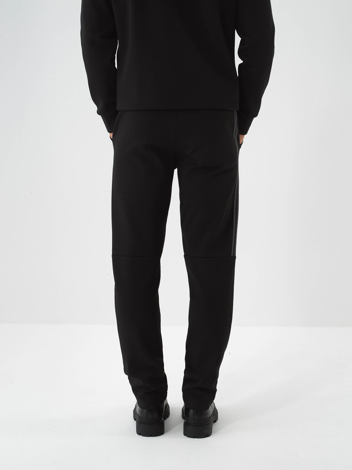Black Cotton Textured Regular Fit Sweat Pants - Xint