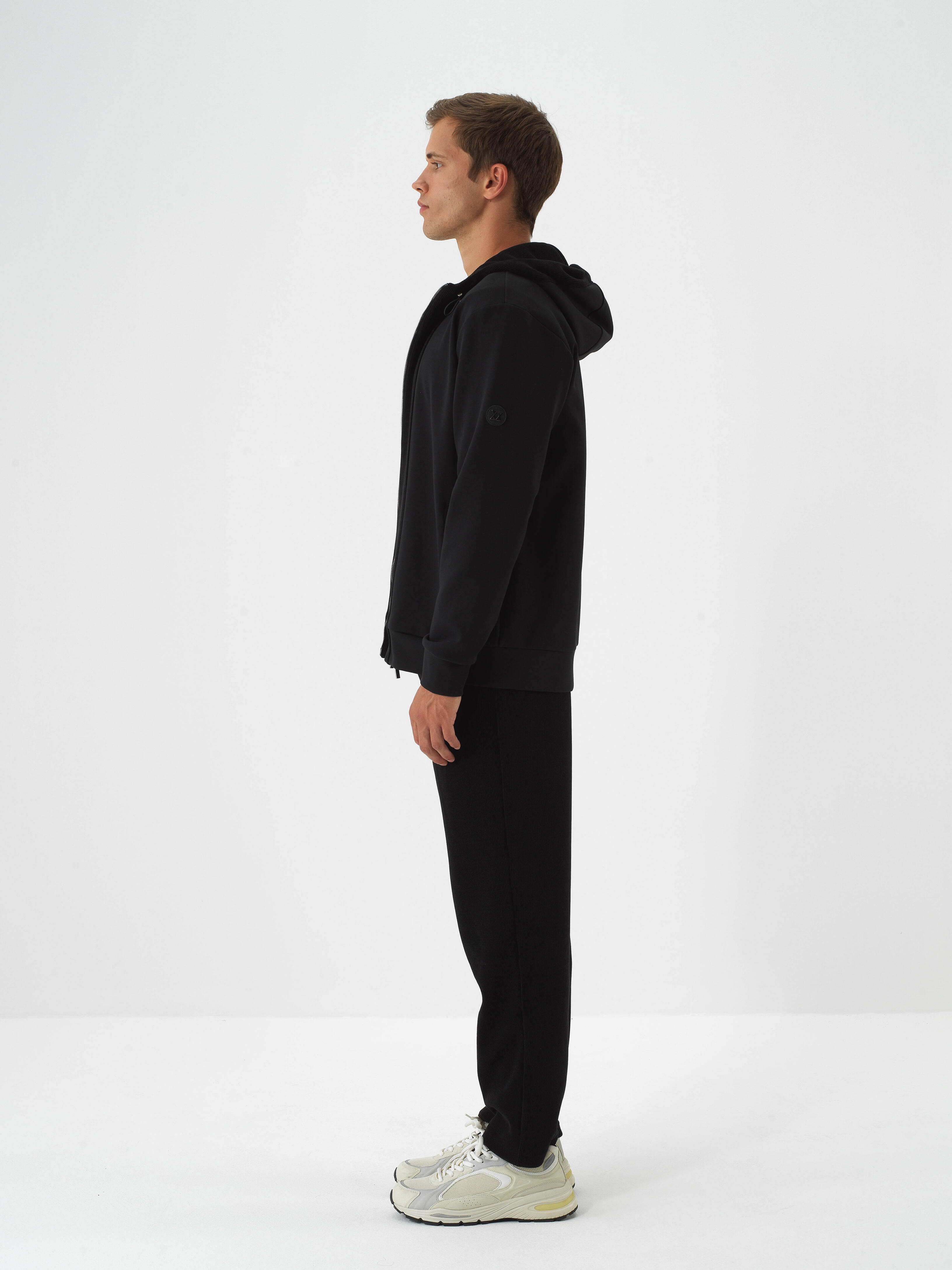 Black Luxury Textured Soft Velvet Slim Fit Sweat Pants - 3